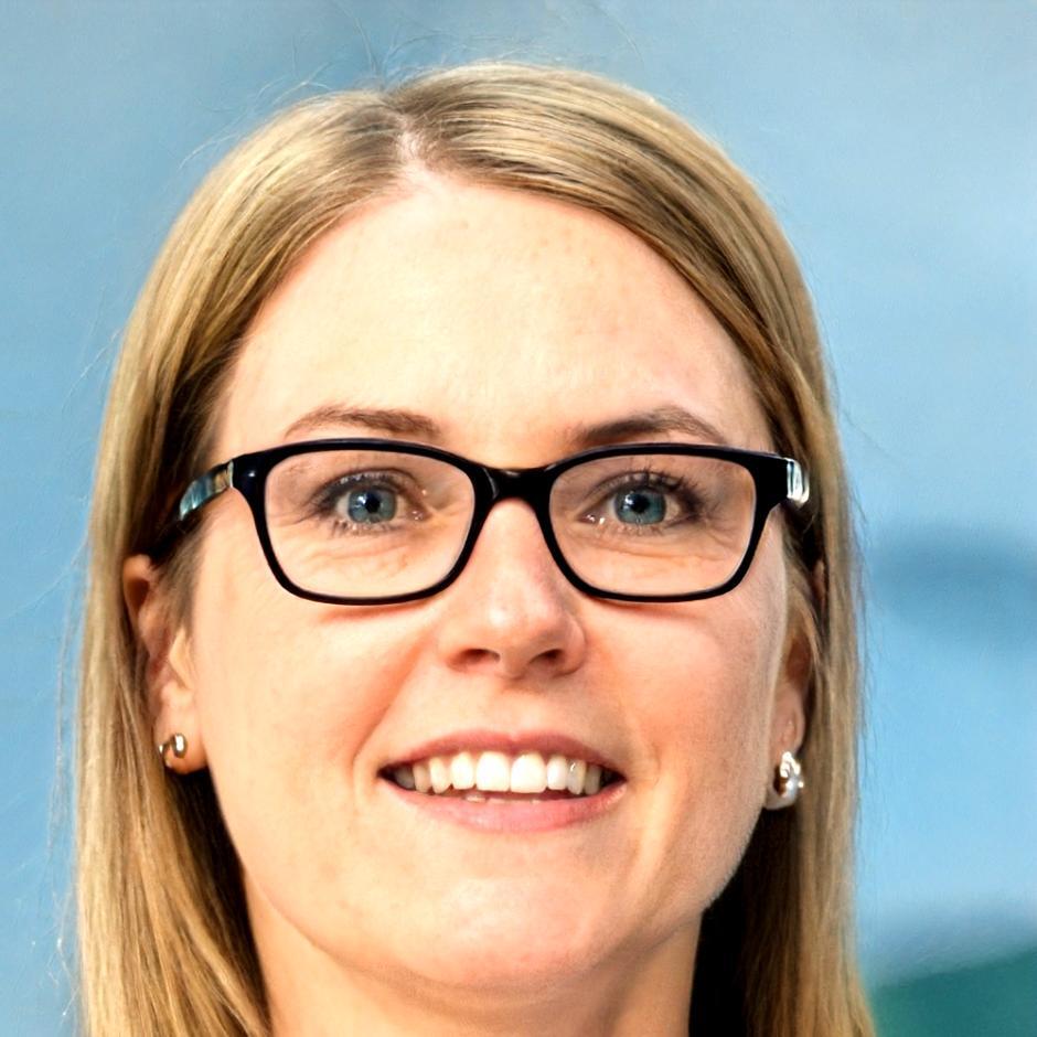 Valentina Herrera, Especialista en Mercados Emergentes